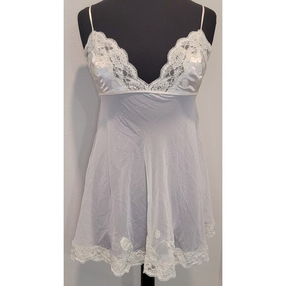 Vintage Victoria’s Secret Lace Babydoll Slip White Sheer Medium - Picture 1 of 8